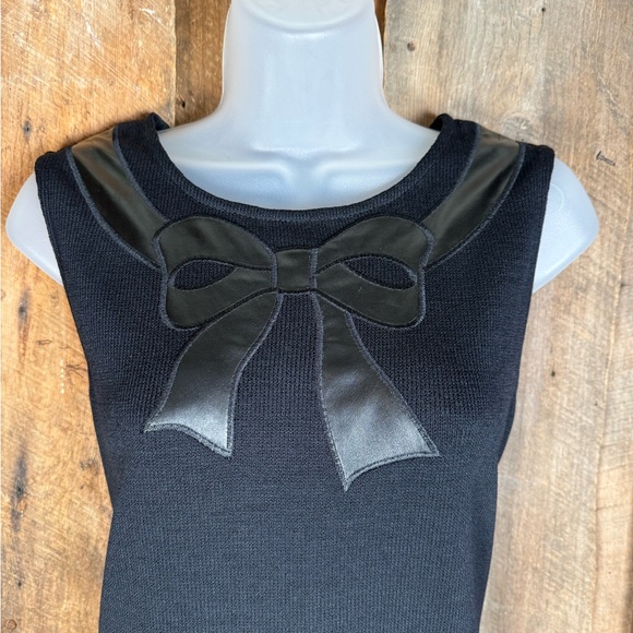 St. John Collection Black Knit Dress - Size 6 - Picture 2 of 11